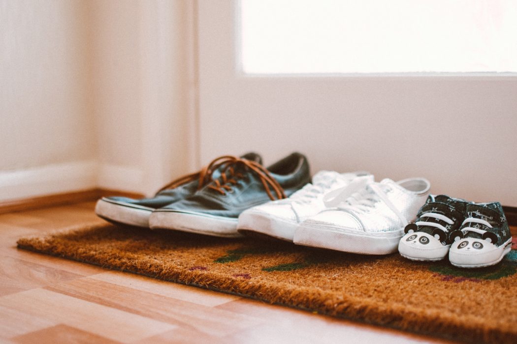 3 Ways To Arrange Your Shoes On A Shelf